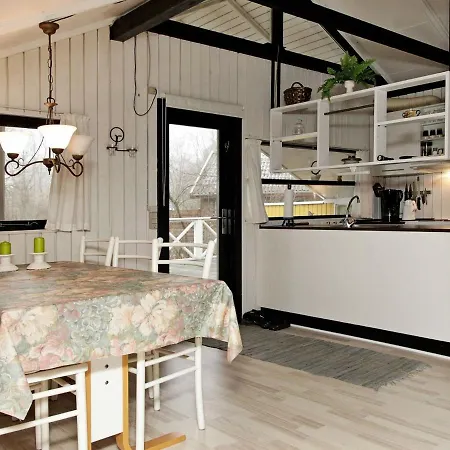 Charming Holiday In Jutland With Garden Vakantiehuis